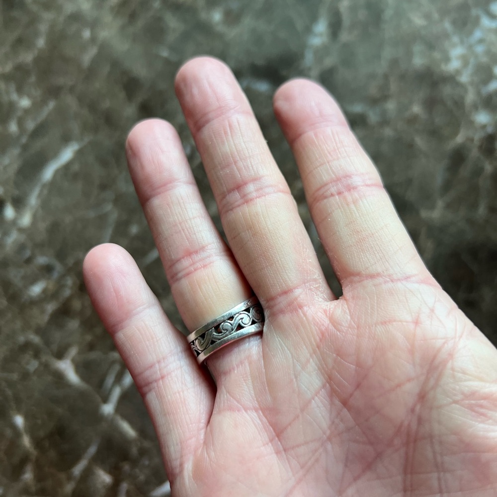 Ring - Picture 3 of 3